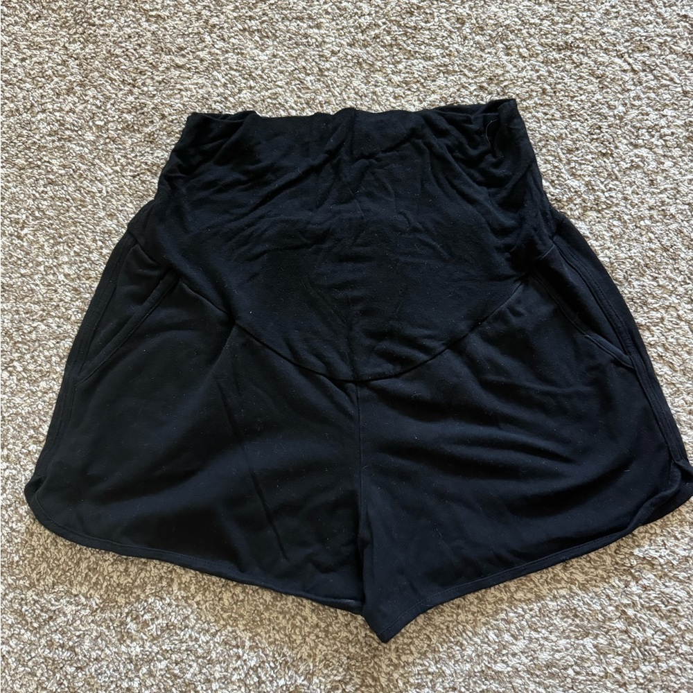 Maternity shorts